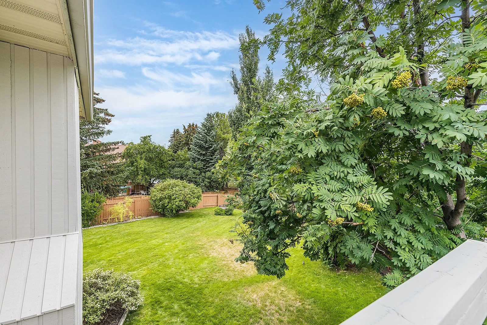 32 Ross Heights Ct SE-69.jpg