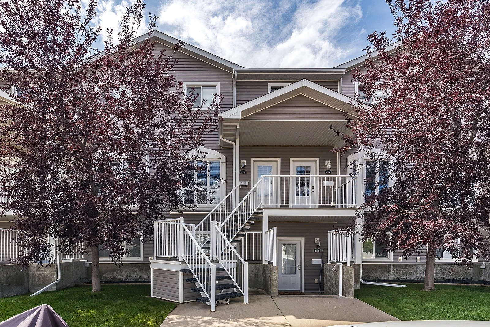 166 Somerset Lane SE-3.jpg