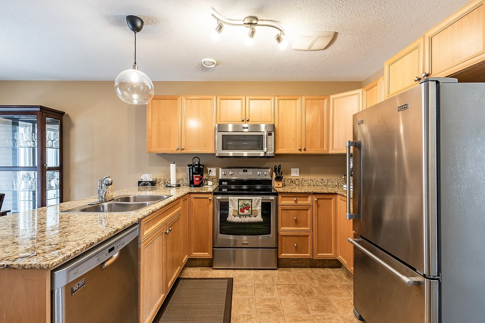 166 Somerset Lane SE-14.jpg