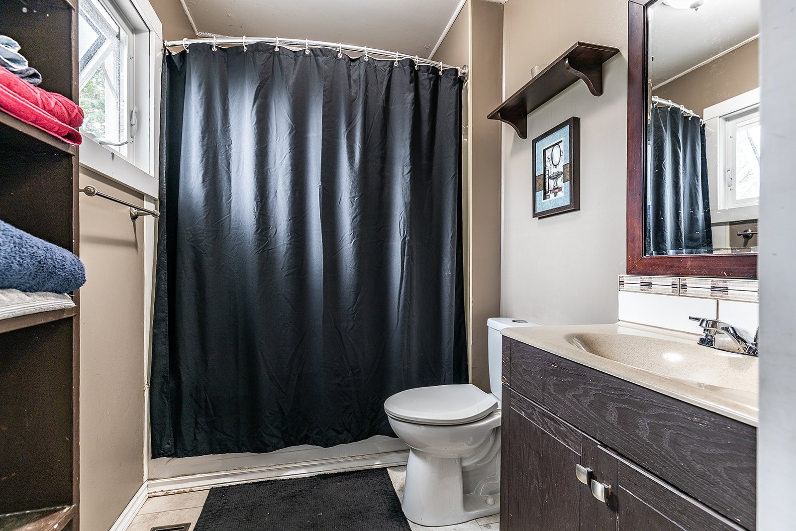 101 3 St SE-16.jpg