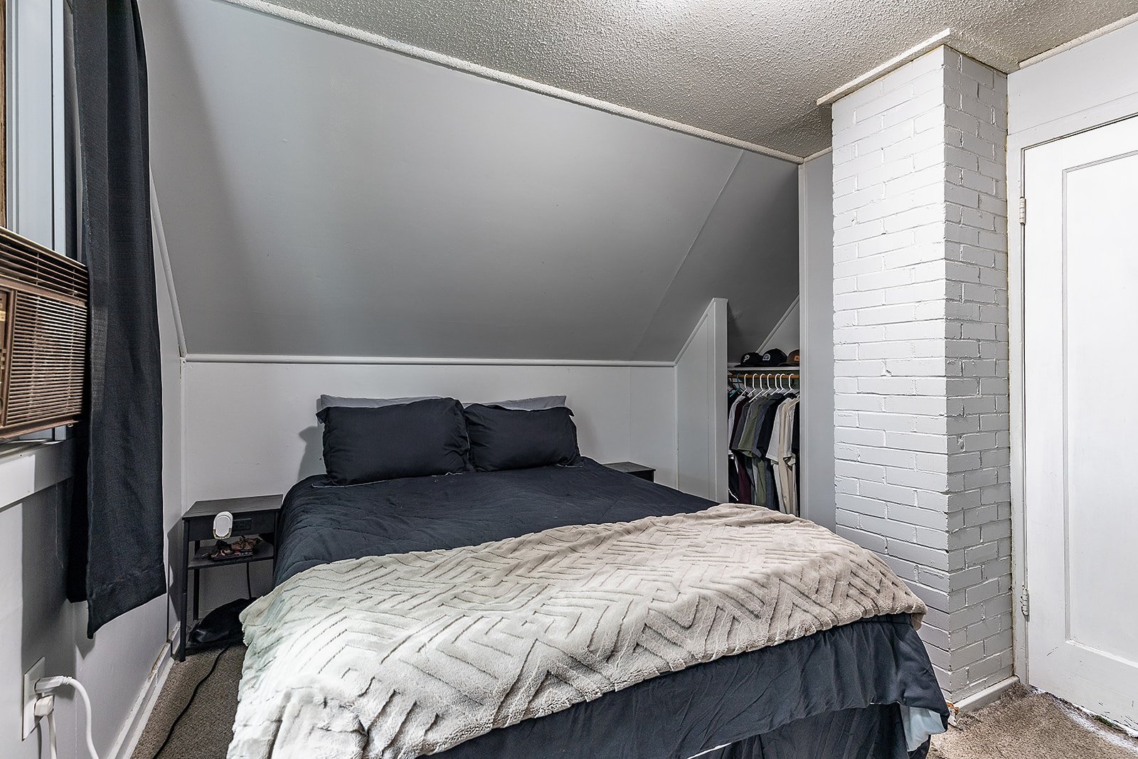 101 3 St SE-20.jpg