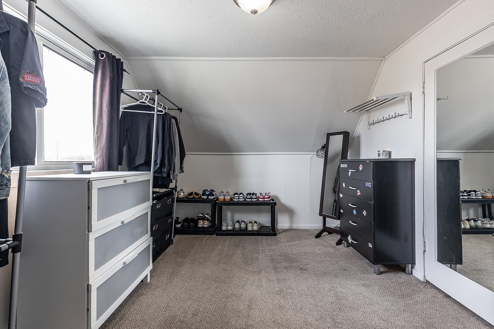 101 3 St SE-23.jpg