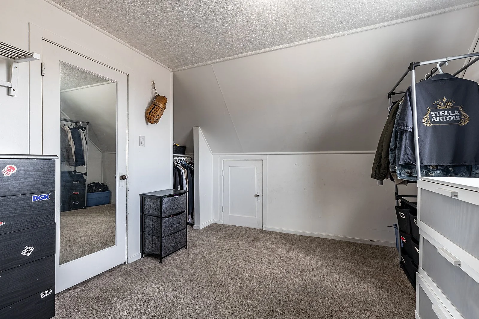 101 3 St SE-24.jpg