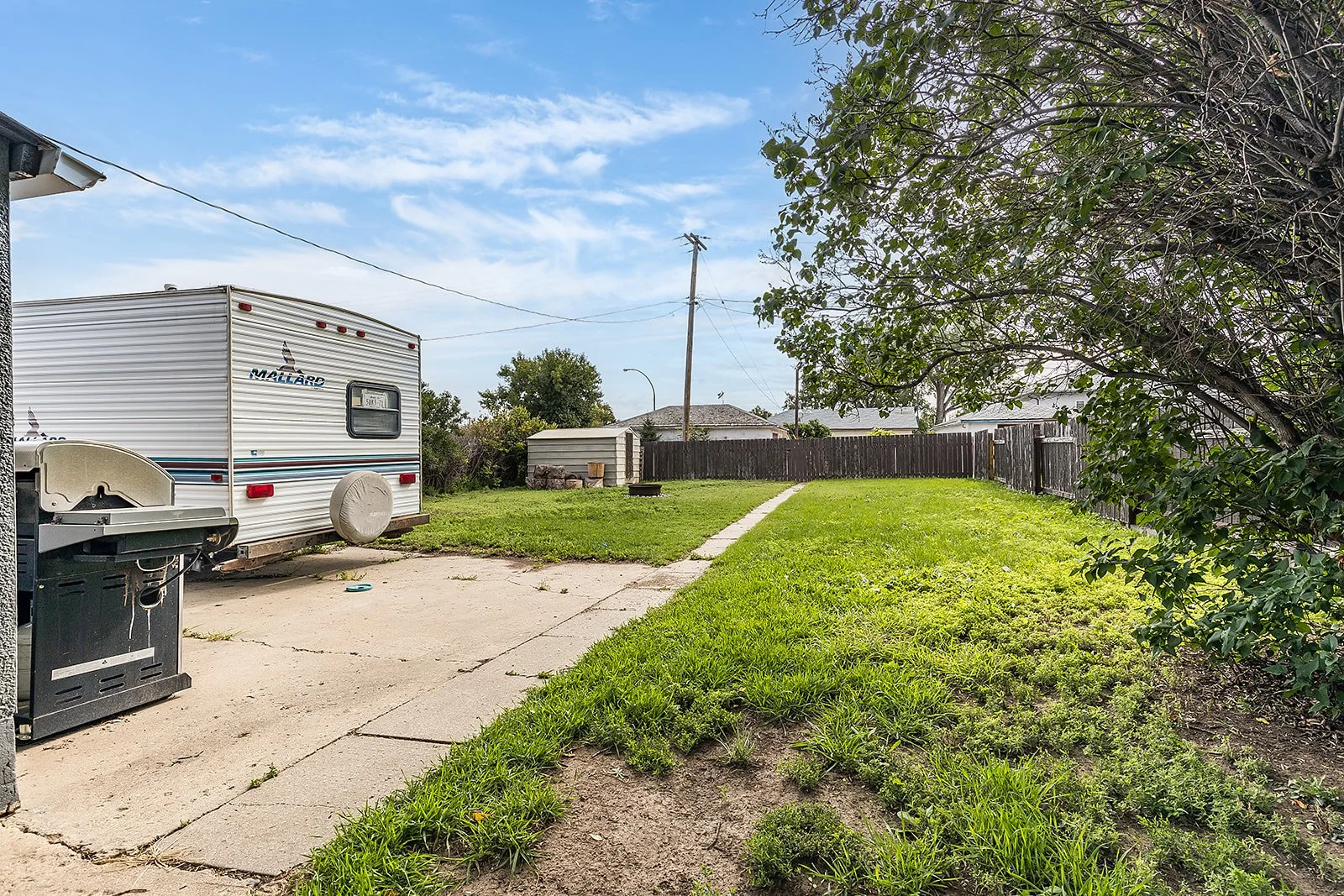 101 3 St SE-26.jpg