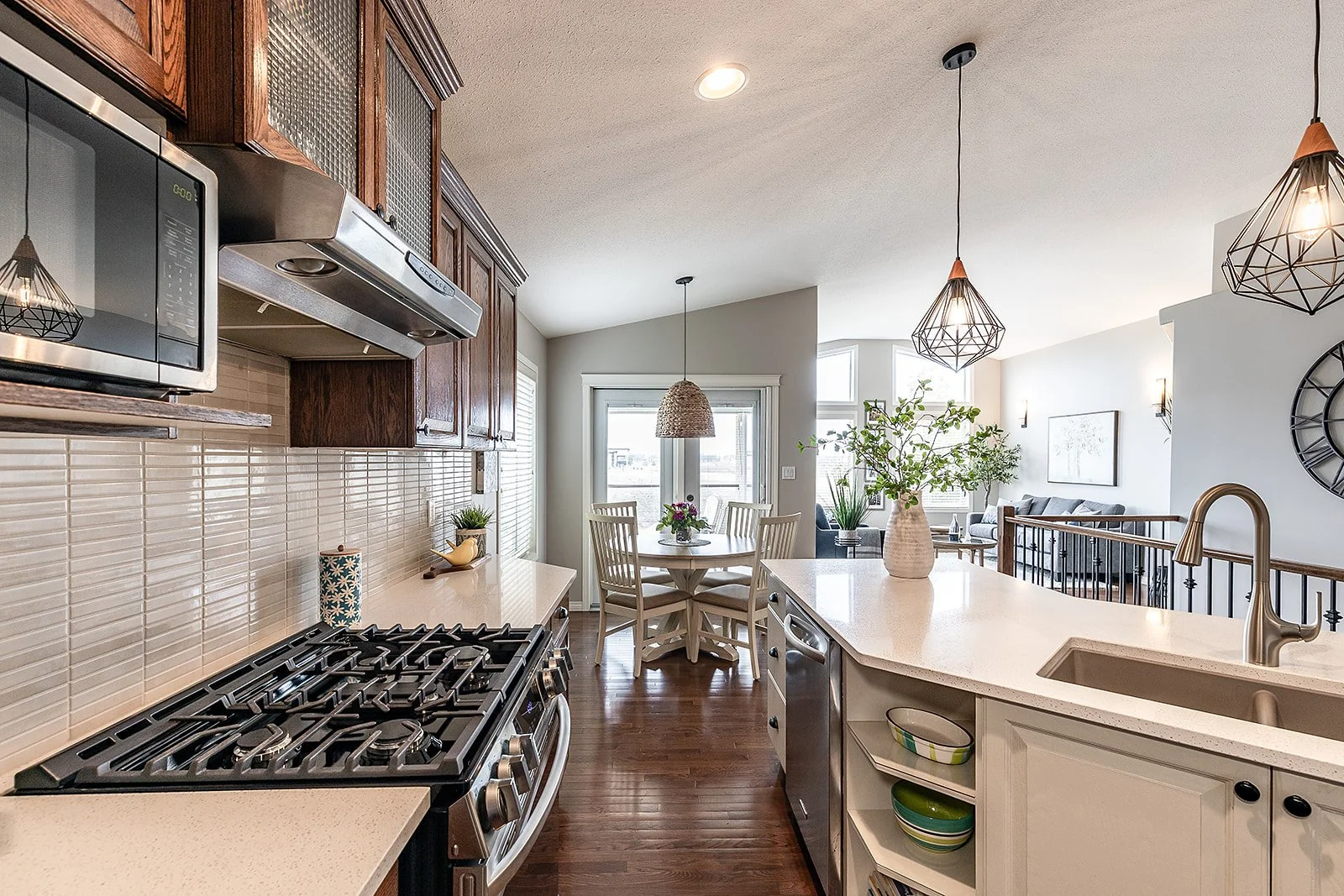 70 Sundance Rd SW-15.jpg