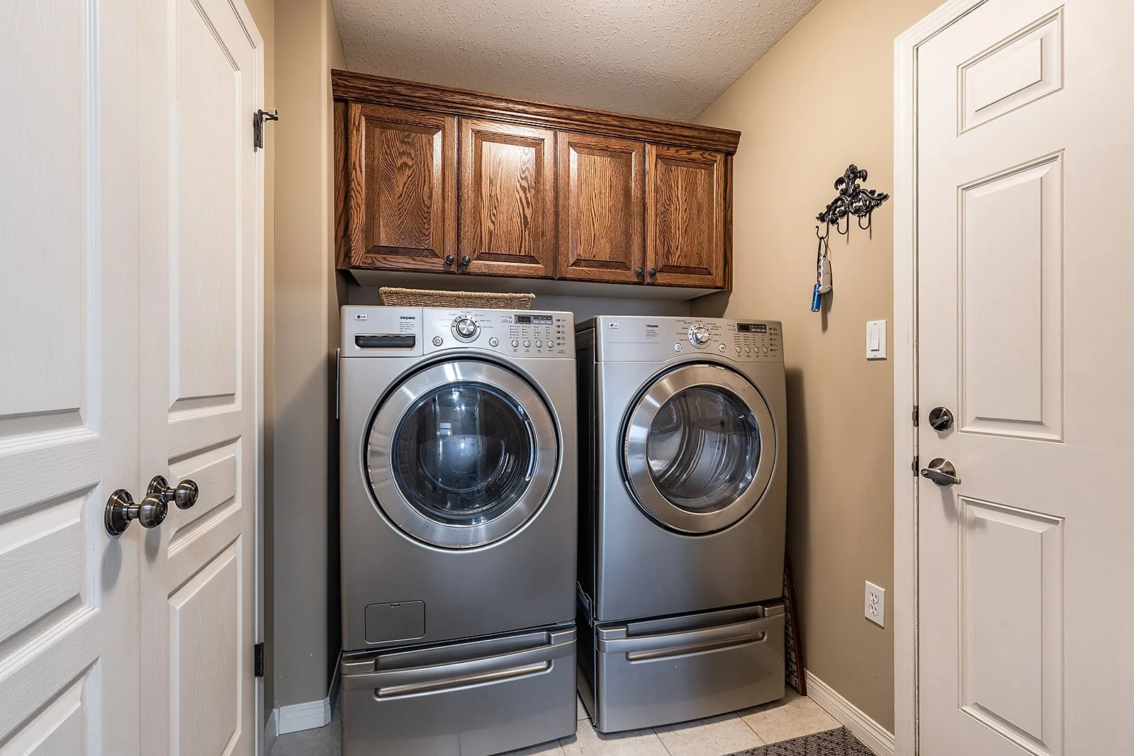 70 Sundance Rd SW-29.jpg