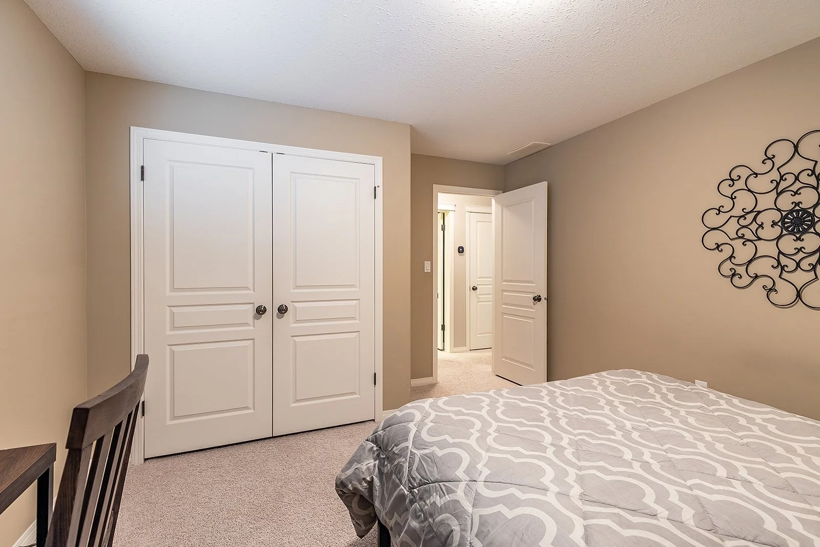 70 Sundance Rd SW-57.jpg