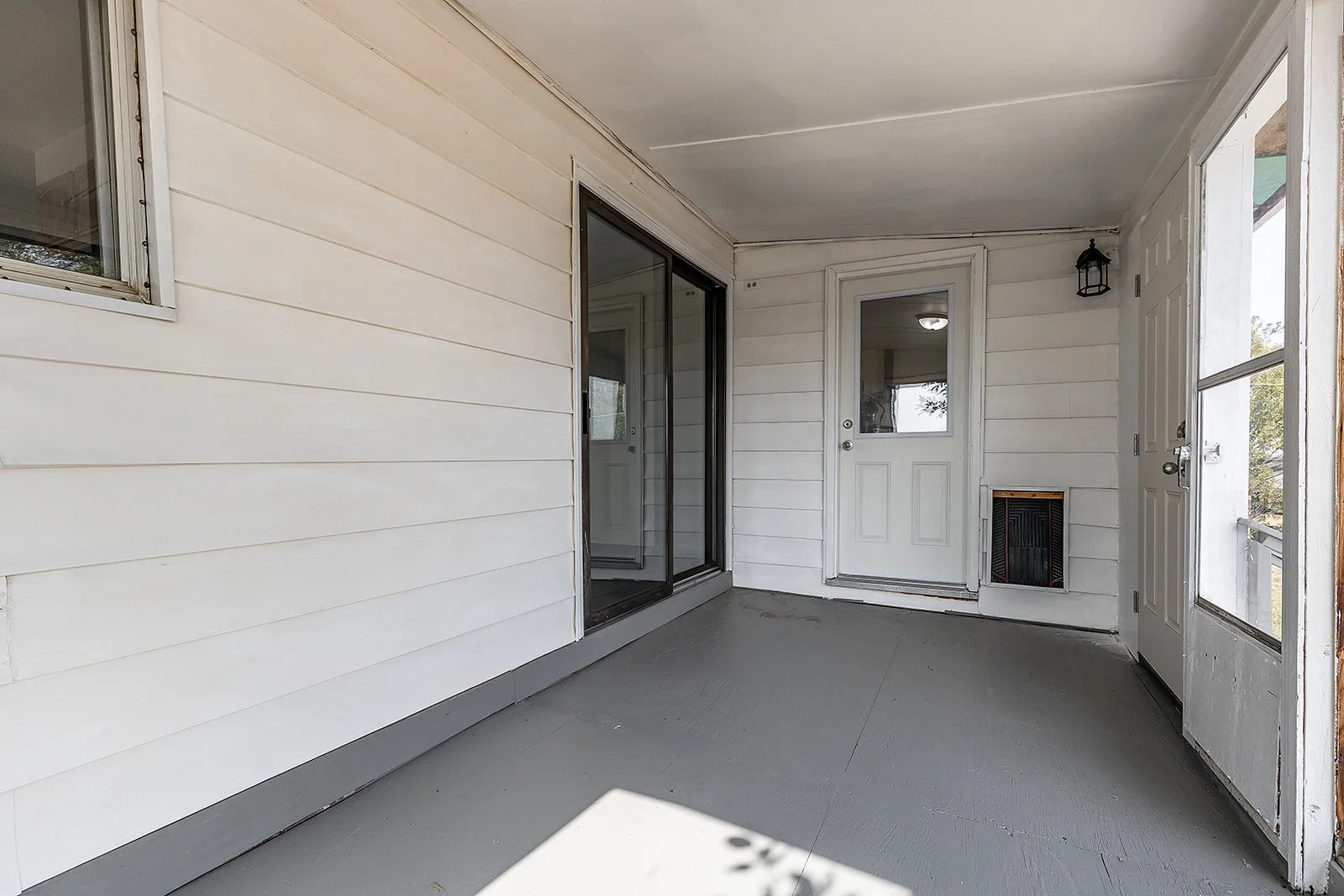 7502 Old TransCanada Hwy-6.jpg