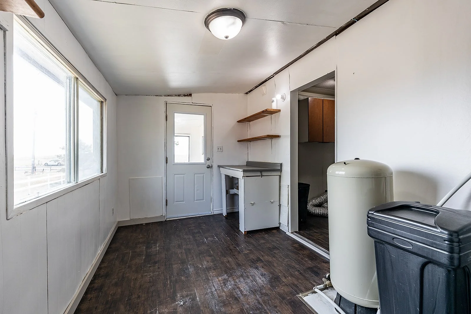 7502 Old TransCanada Hwy-24.jpg