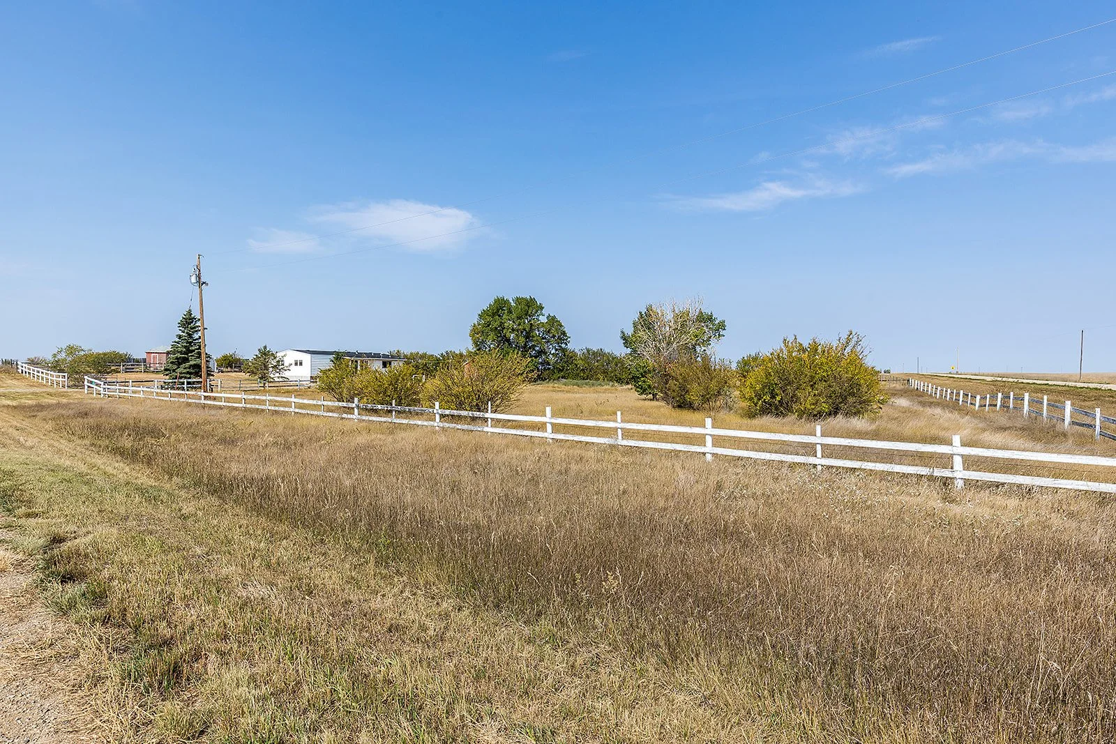 7502 Old TransCanada Hwy-34.jpg
