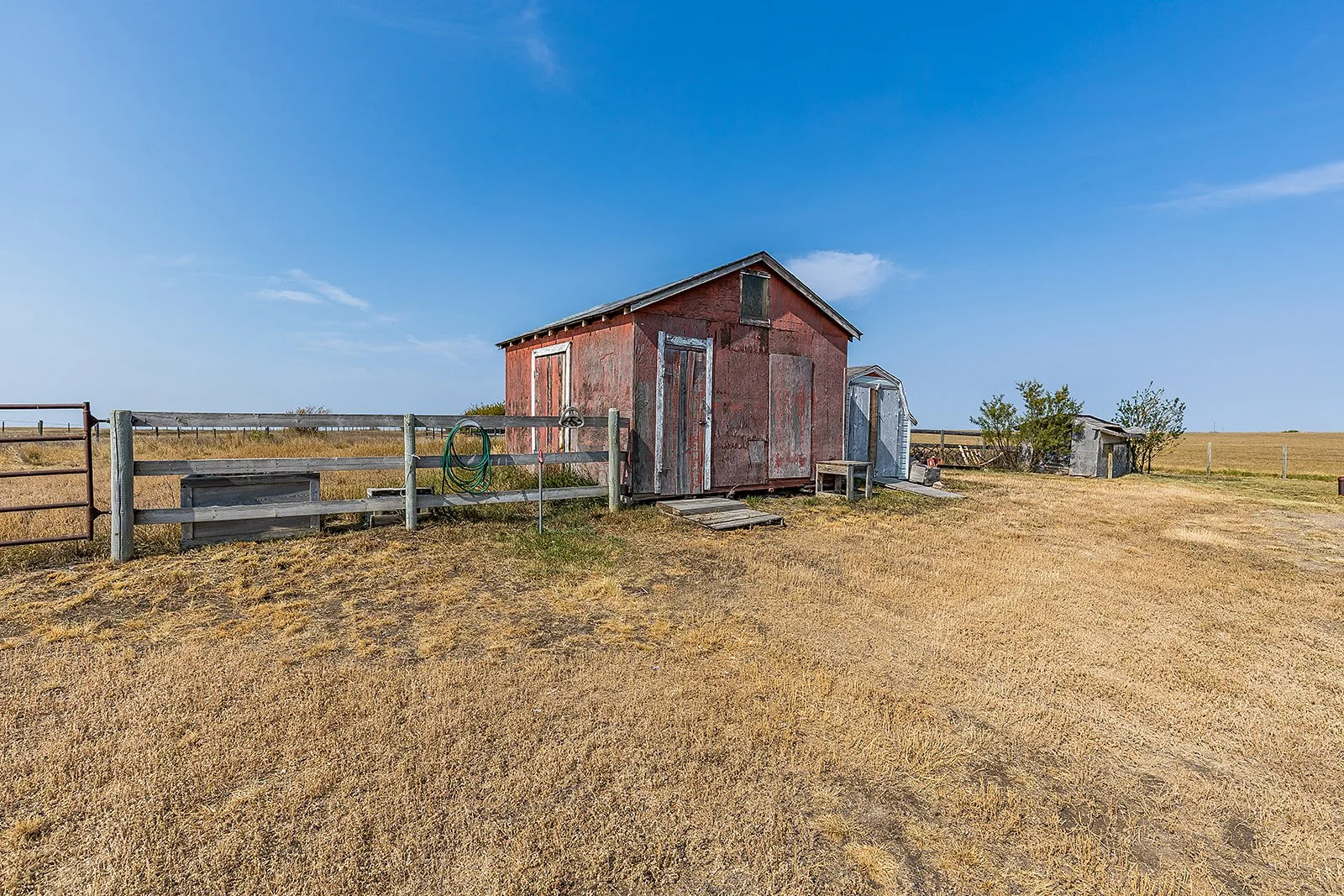 7502 Old TransCanada Hwy-42.jpg