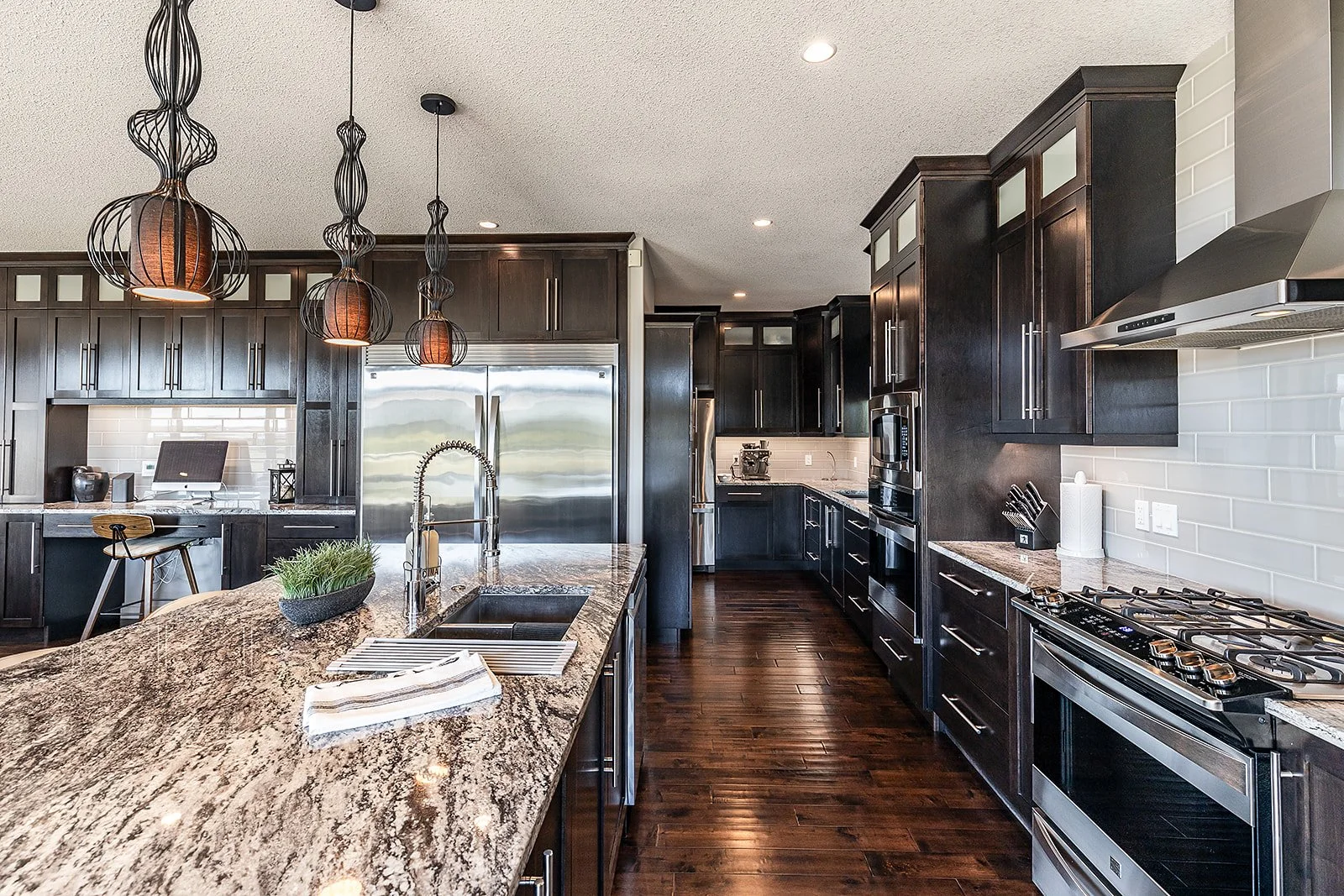 203 Highlands Close -28.jpg