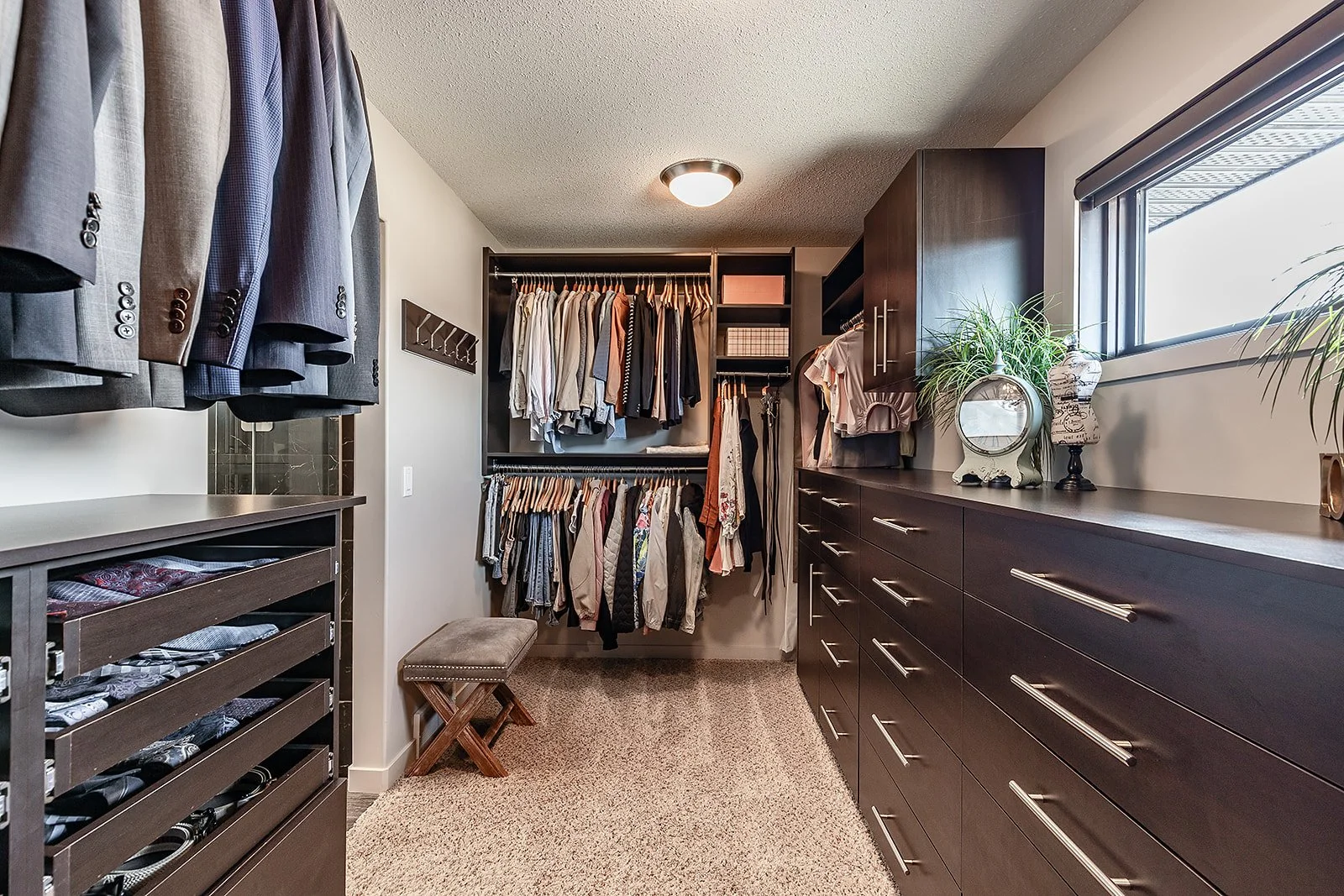 203 Highlands Close -48.jpg
