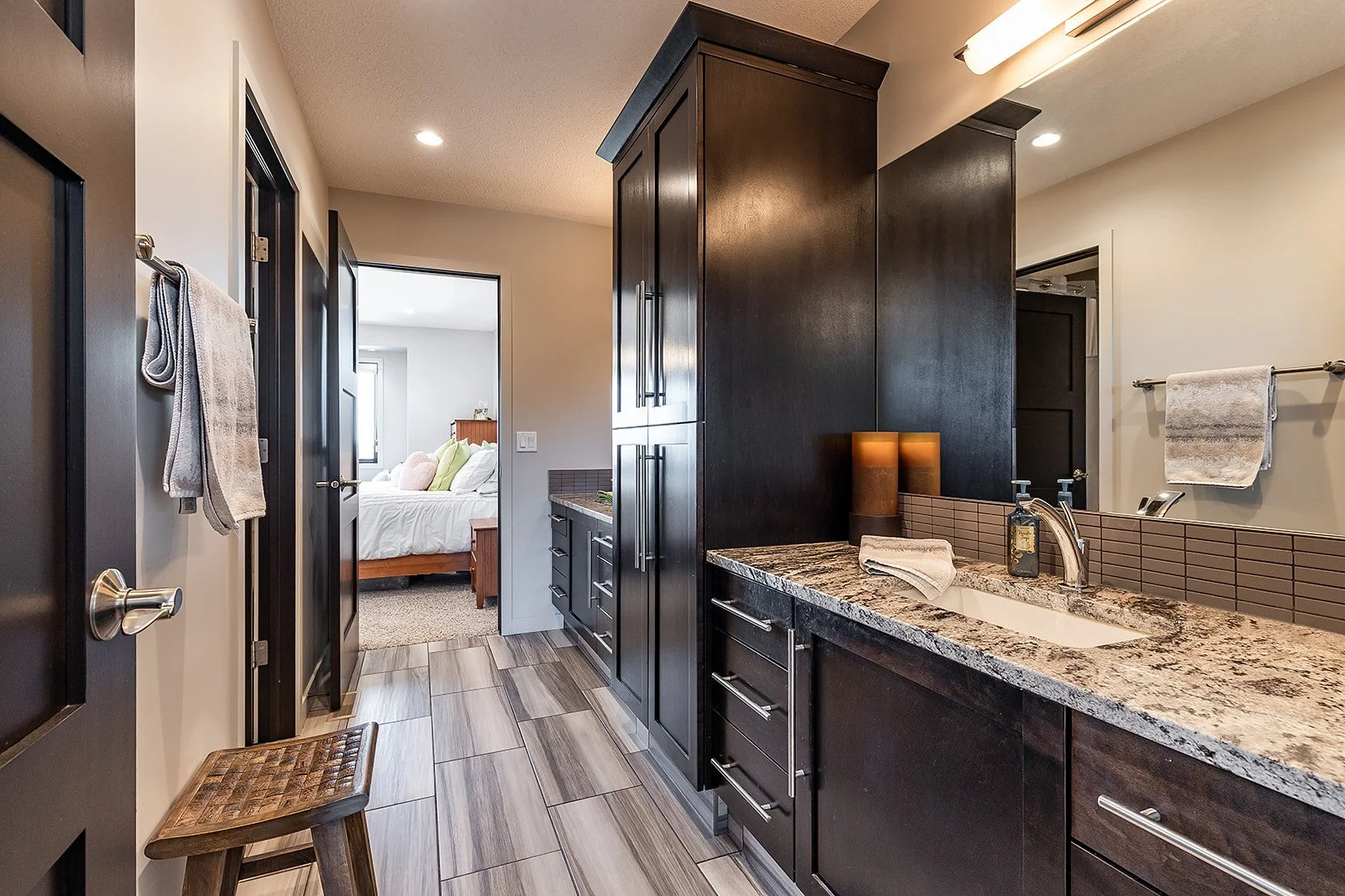 203 Highlands Close -53.jpg