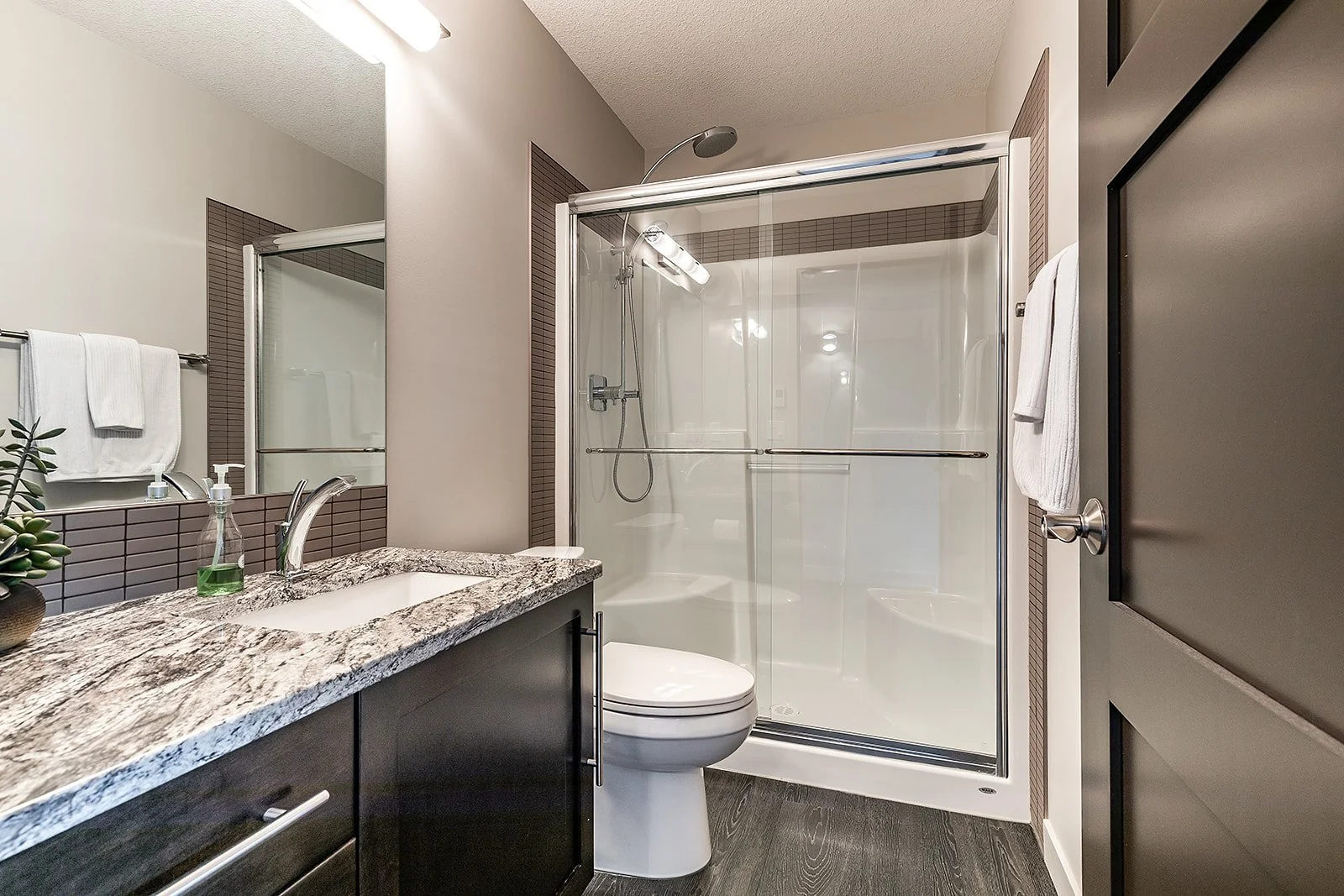 203 Highlands Close -73.jpg