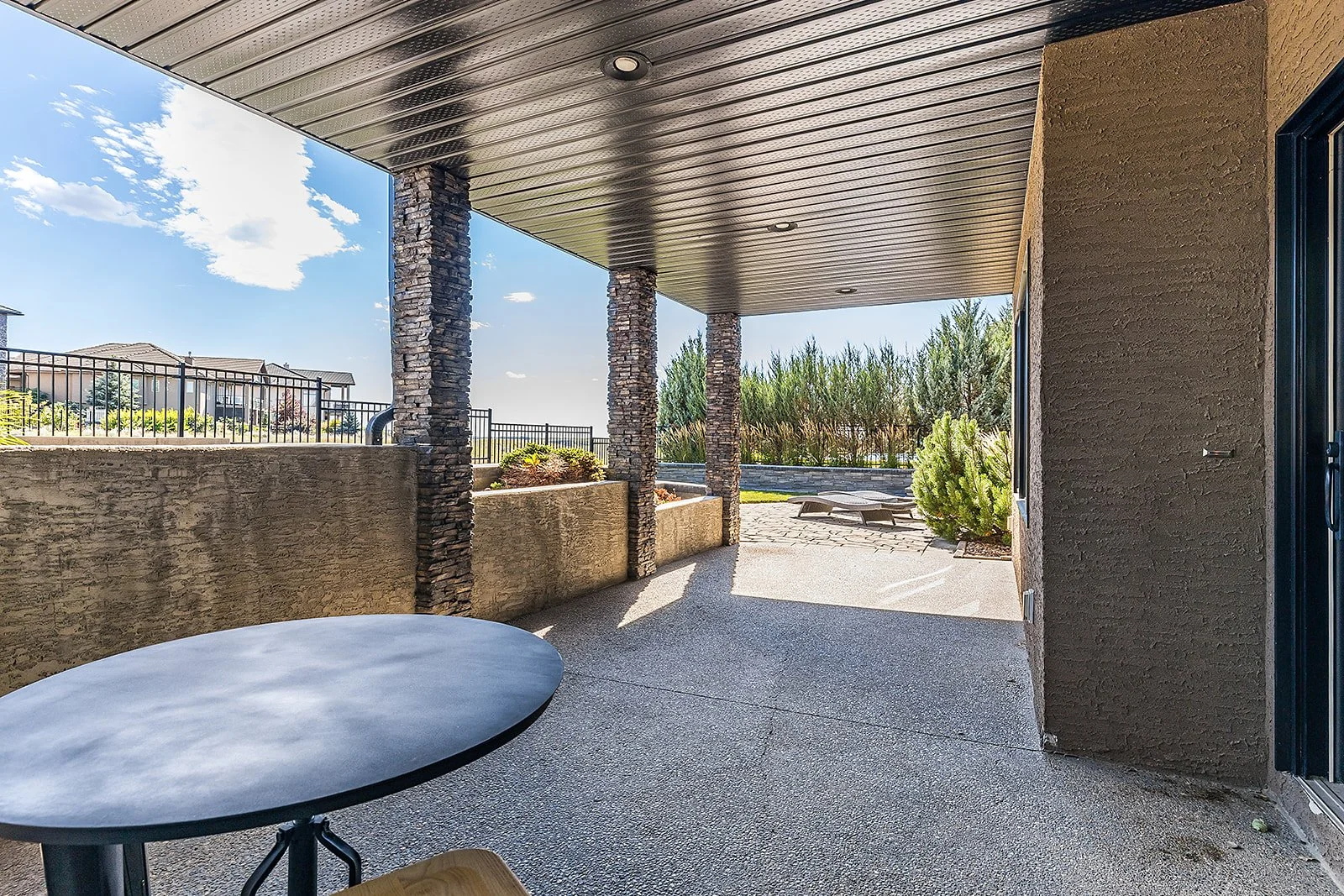 203 Highlands Close -80.jpg