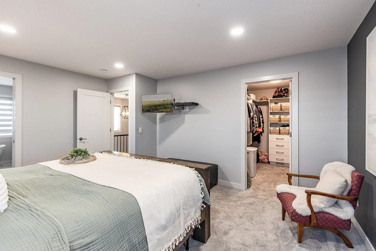 420 Ranchview Rd NE-33.jpg