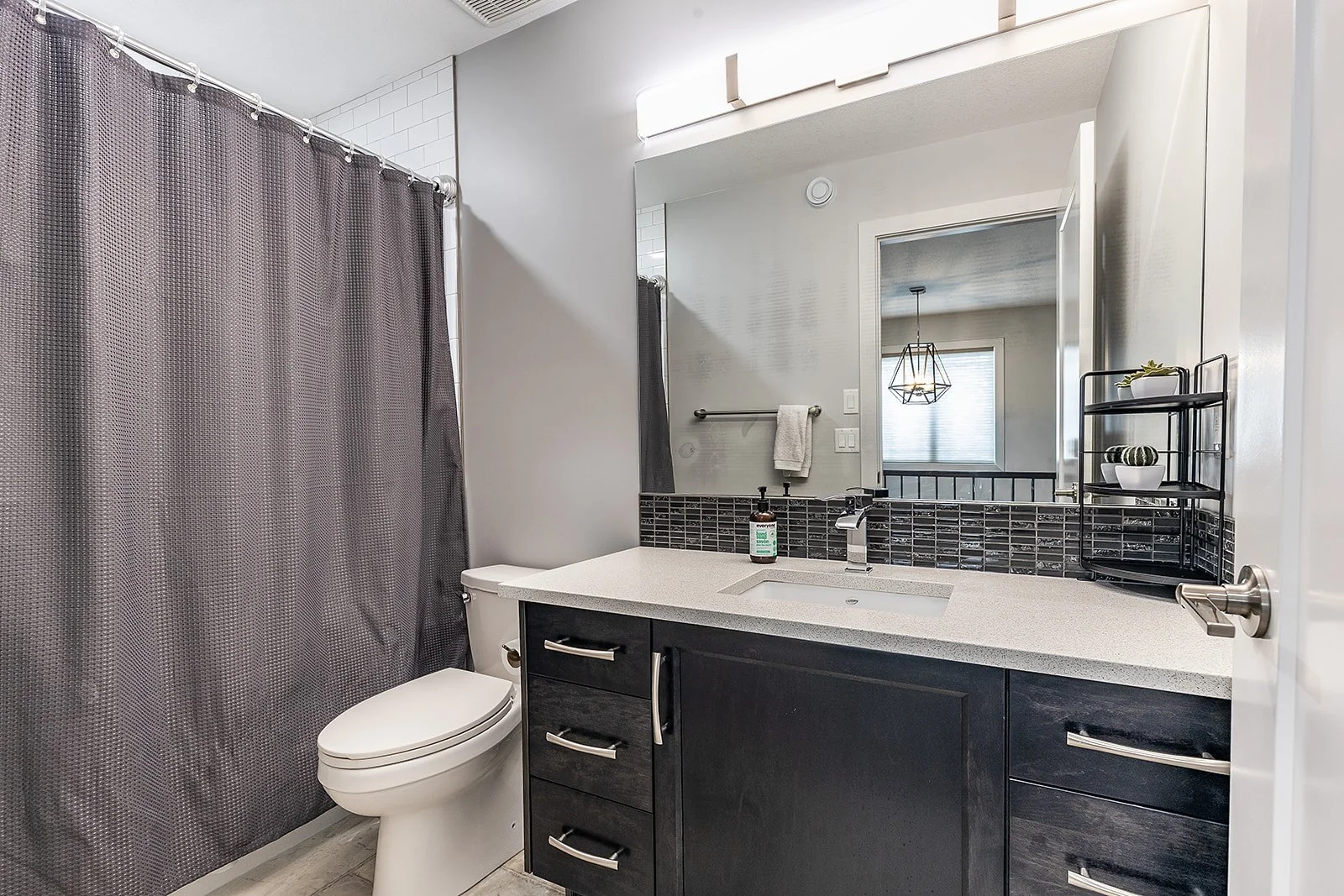 420 Ranchview Rd NE-44.jpg