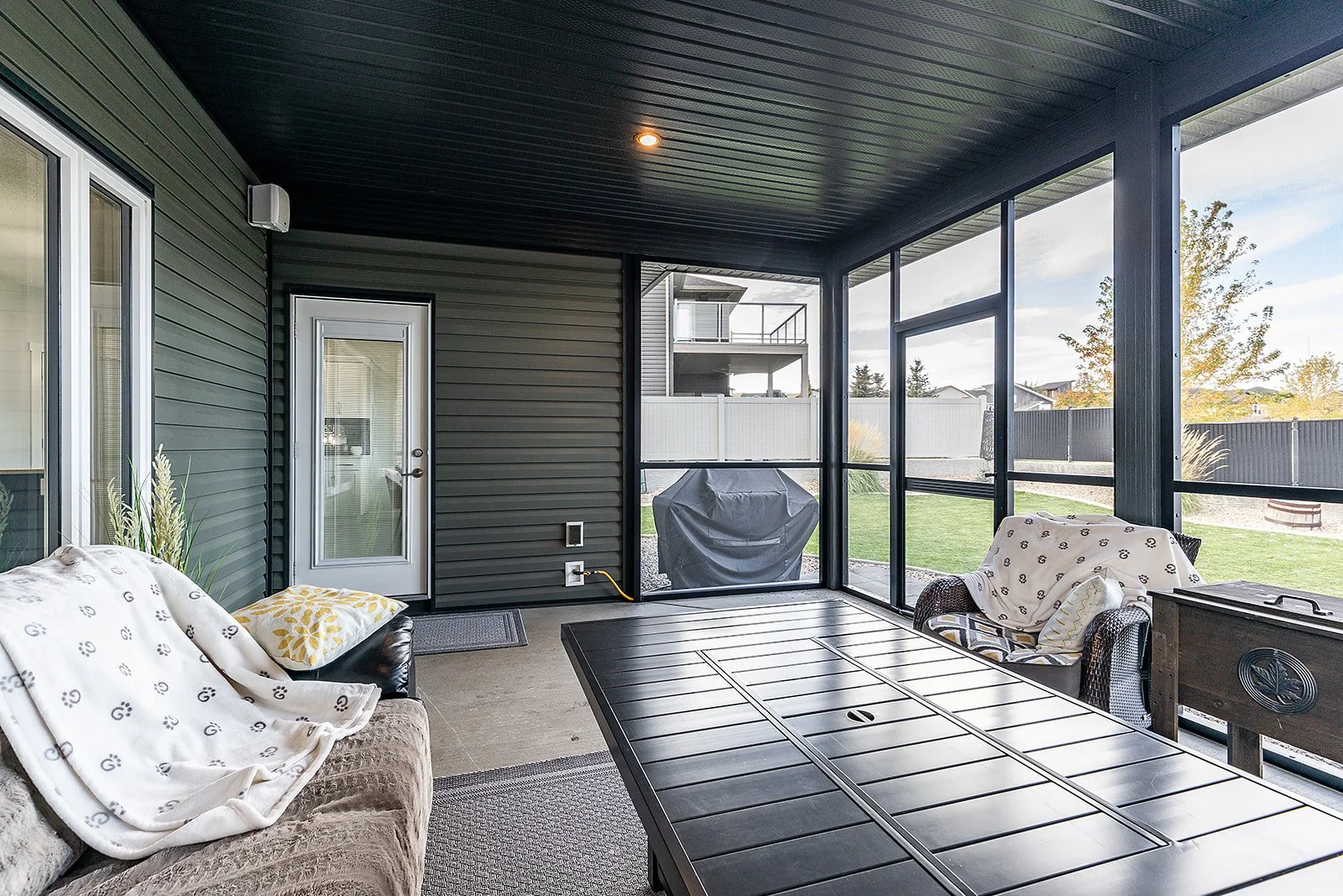 420 Ranchview Rd NE-67.jpg