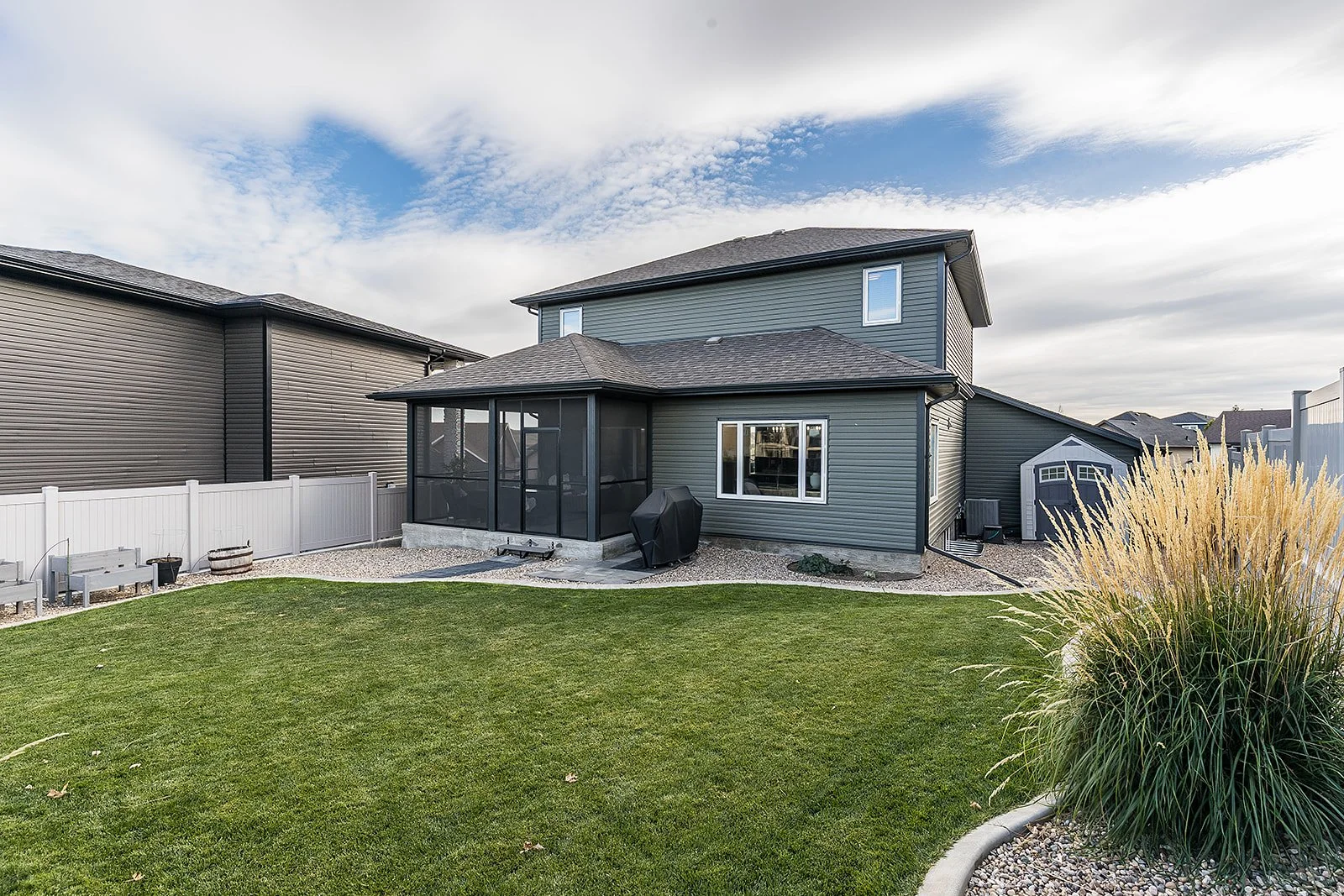 420 Ranchview Rd NE-69.jpg