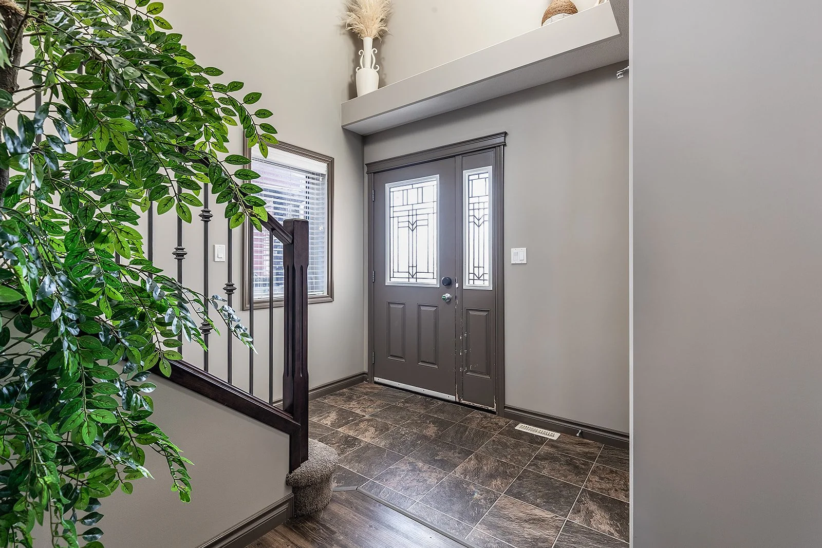 44 Hamptons Cres SE-2.jpg