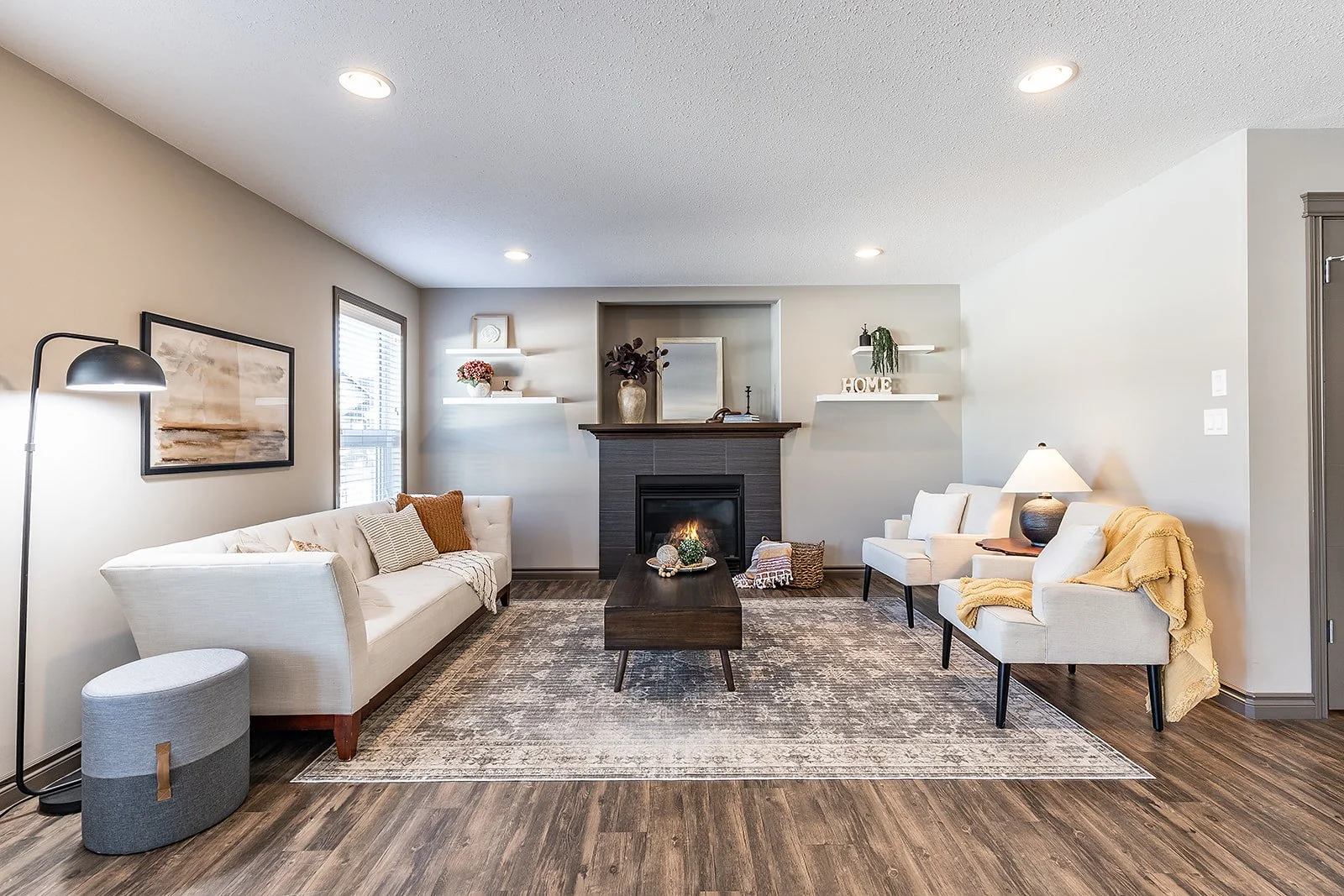 44 Hamptons Cres SE-16.jpg