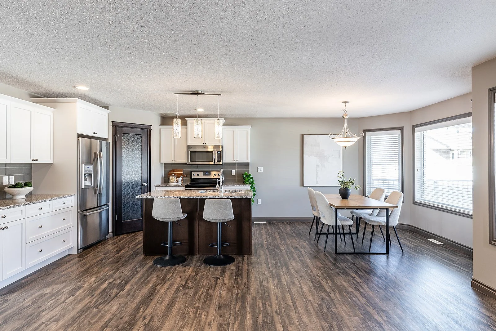 44 Hamptons Cres SE-21.jpg