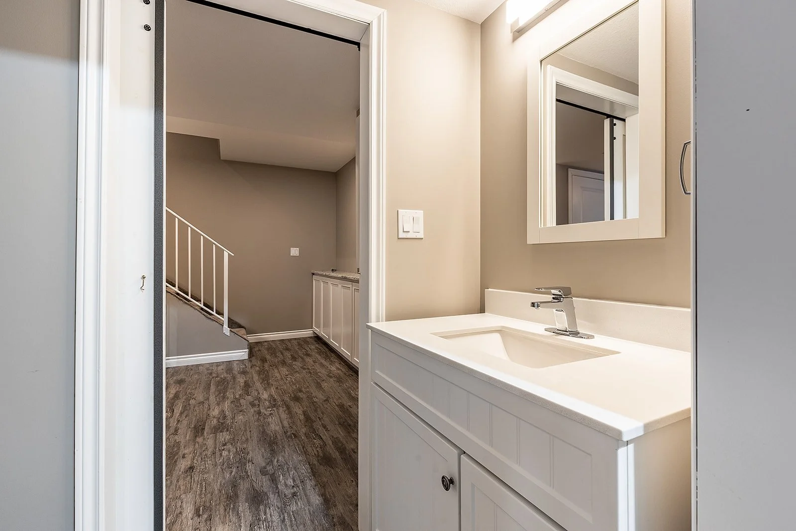 44 Hamptons Cres SE-48.jpg