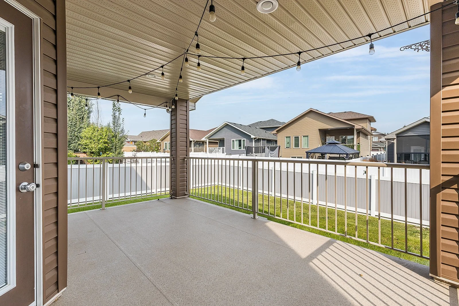 44 Hamptons Cres SE-52.jpg