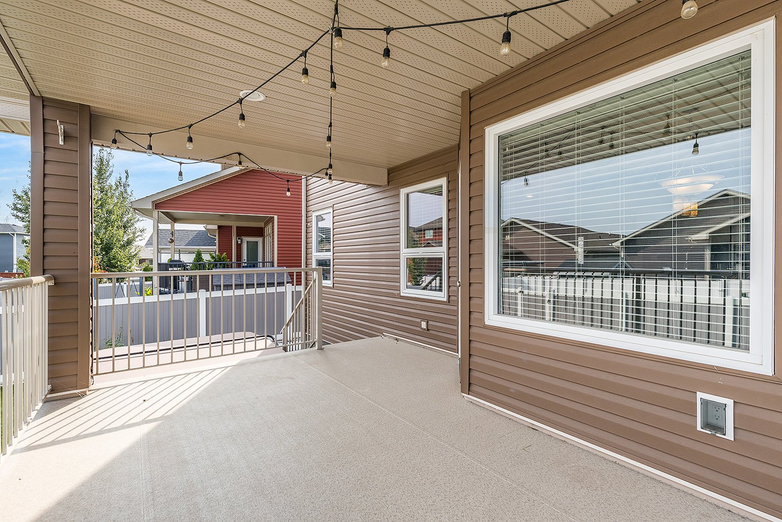 44 Hamptons Cres SE-53.jpg