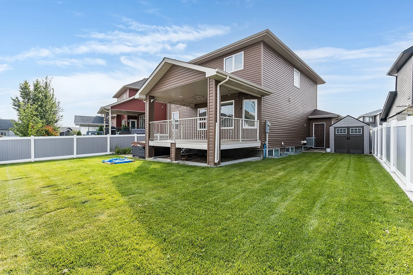 44 Hamptons Cres SE-55.jpg