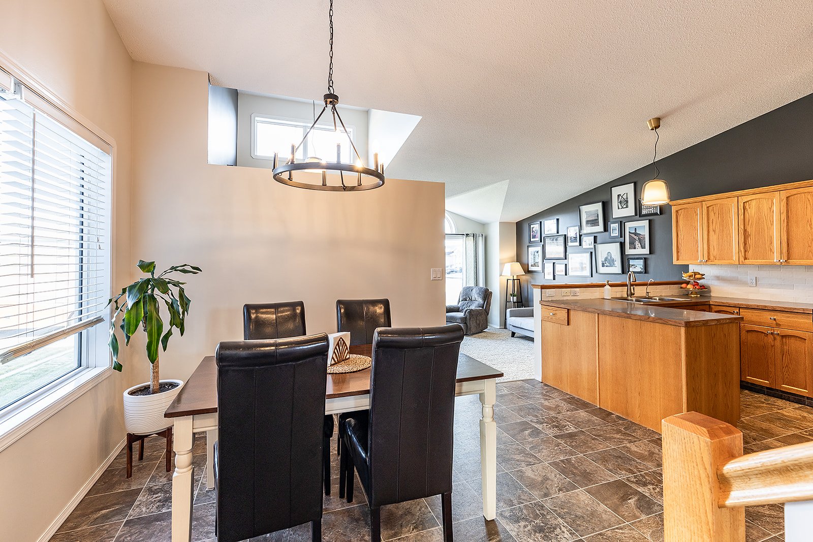 2195 Hull Way NE-14.jpg