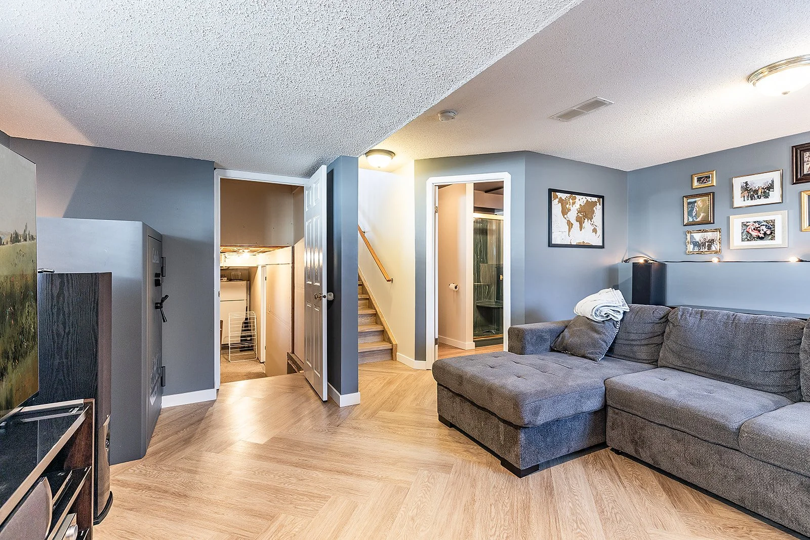 2195 Hull Way NE-25.jpg
