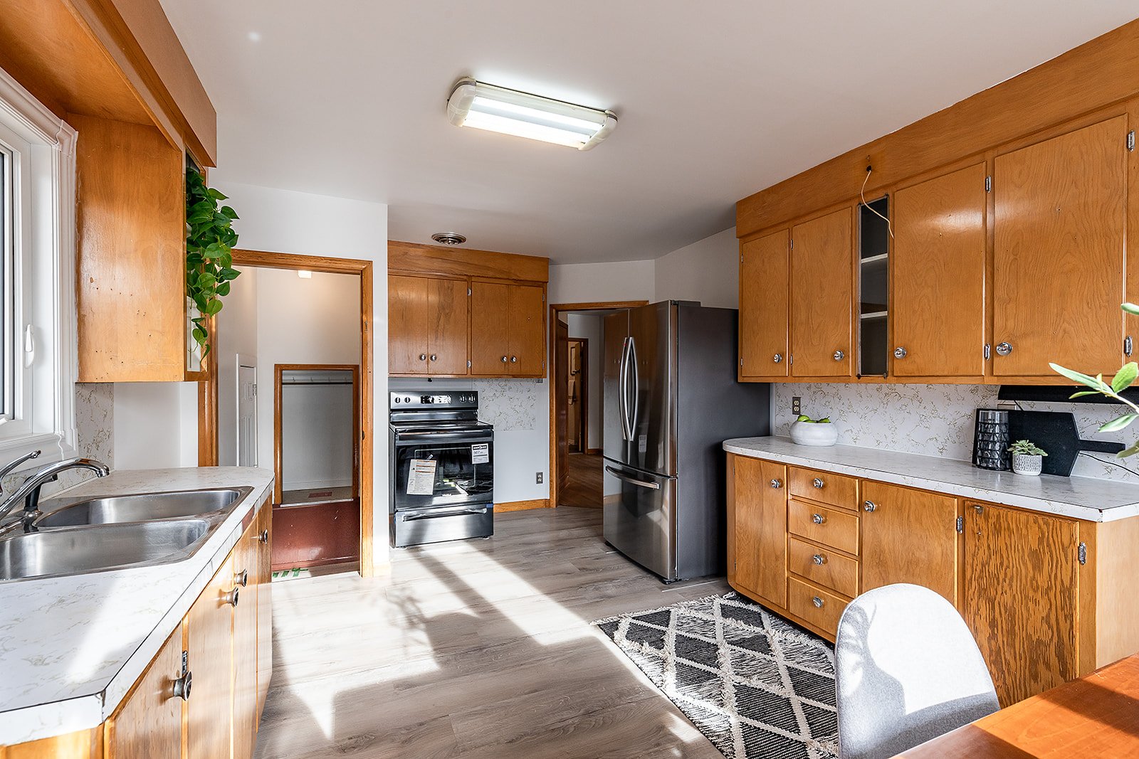 540 5 Ave SW-16.jpg