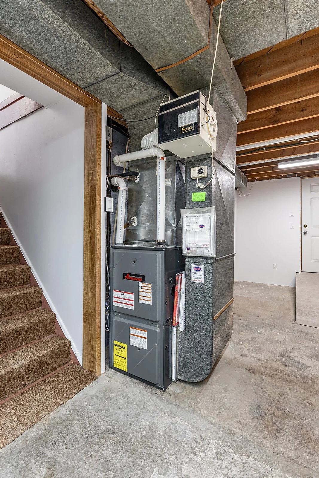 540 5 Ave SW-32.jpg