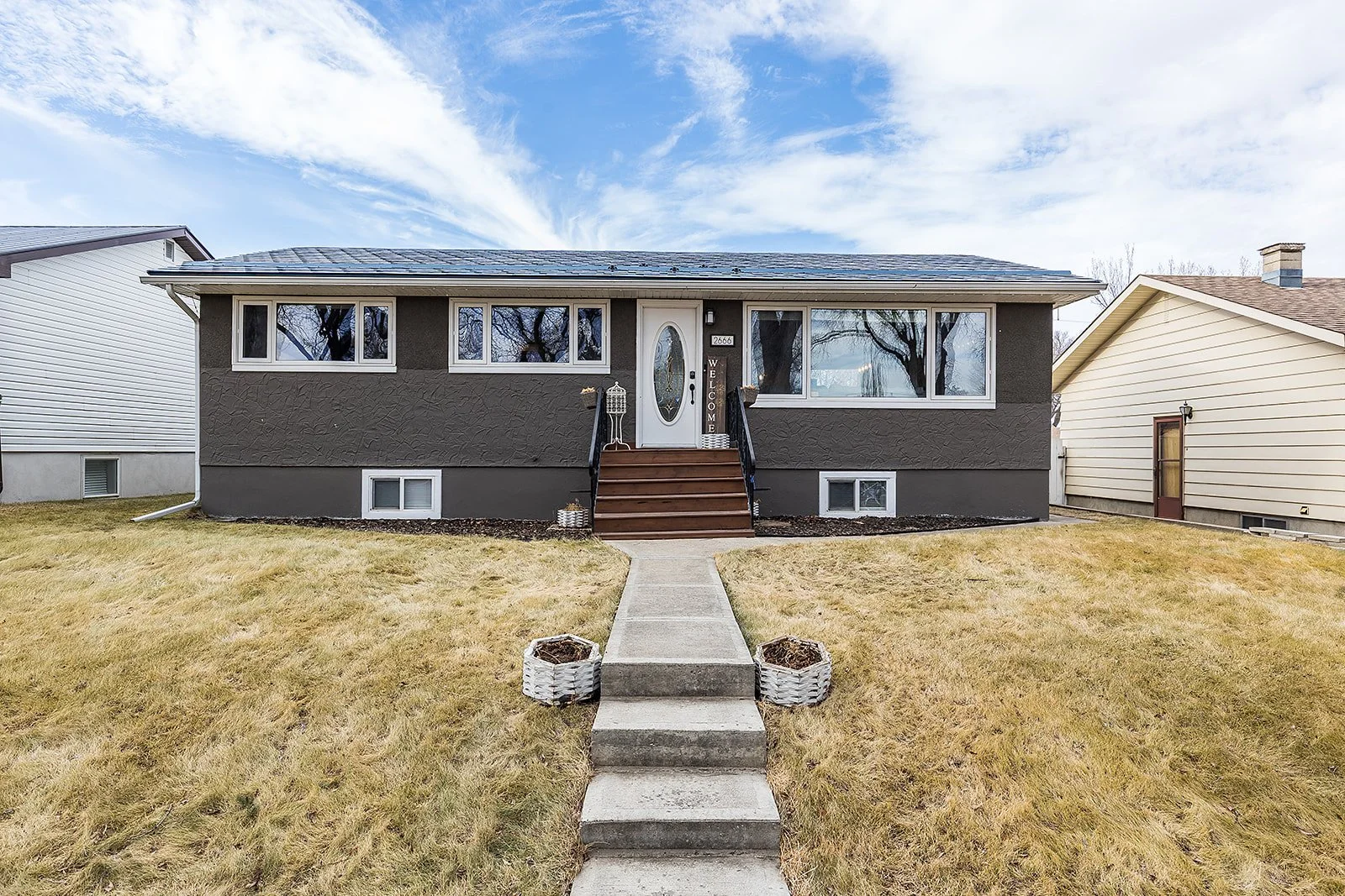 2666 16 Ave SE -1.jpg