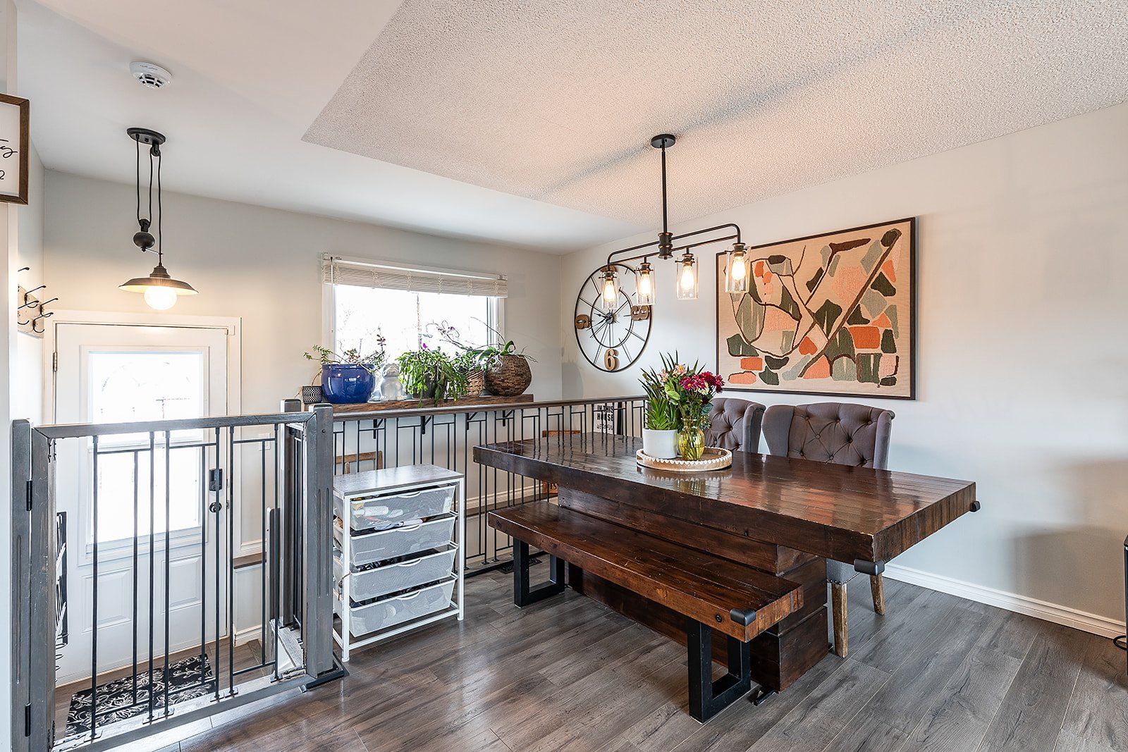 2666 16 Ave SE -11.jpg