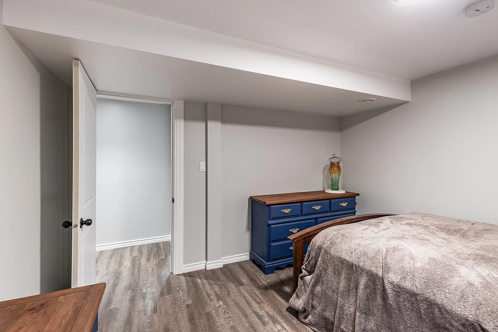 2666 16 Ave SE -35.jpg