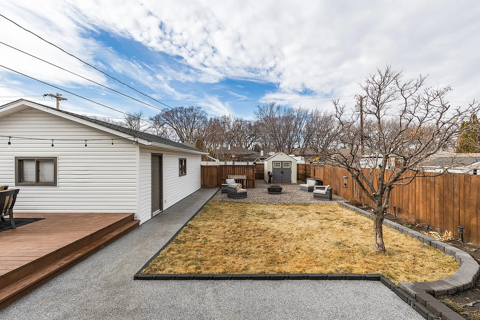 2666 16 Ave SE -39.jpg