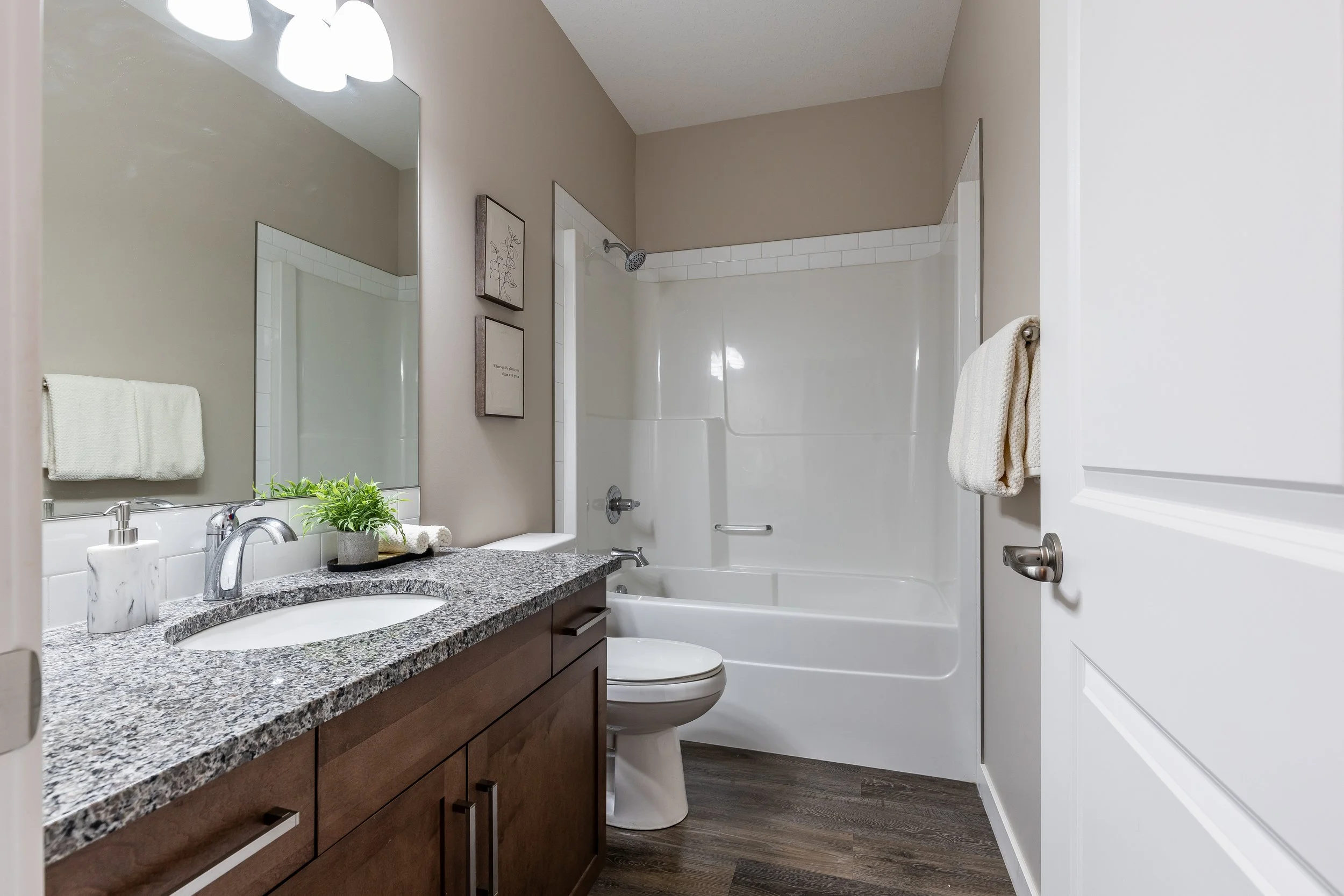 802 350 Somerset Rd SE Staged-7.jpg