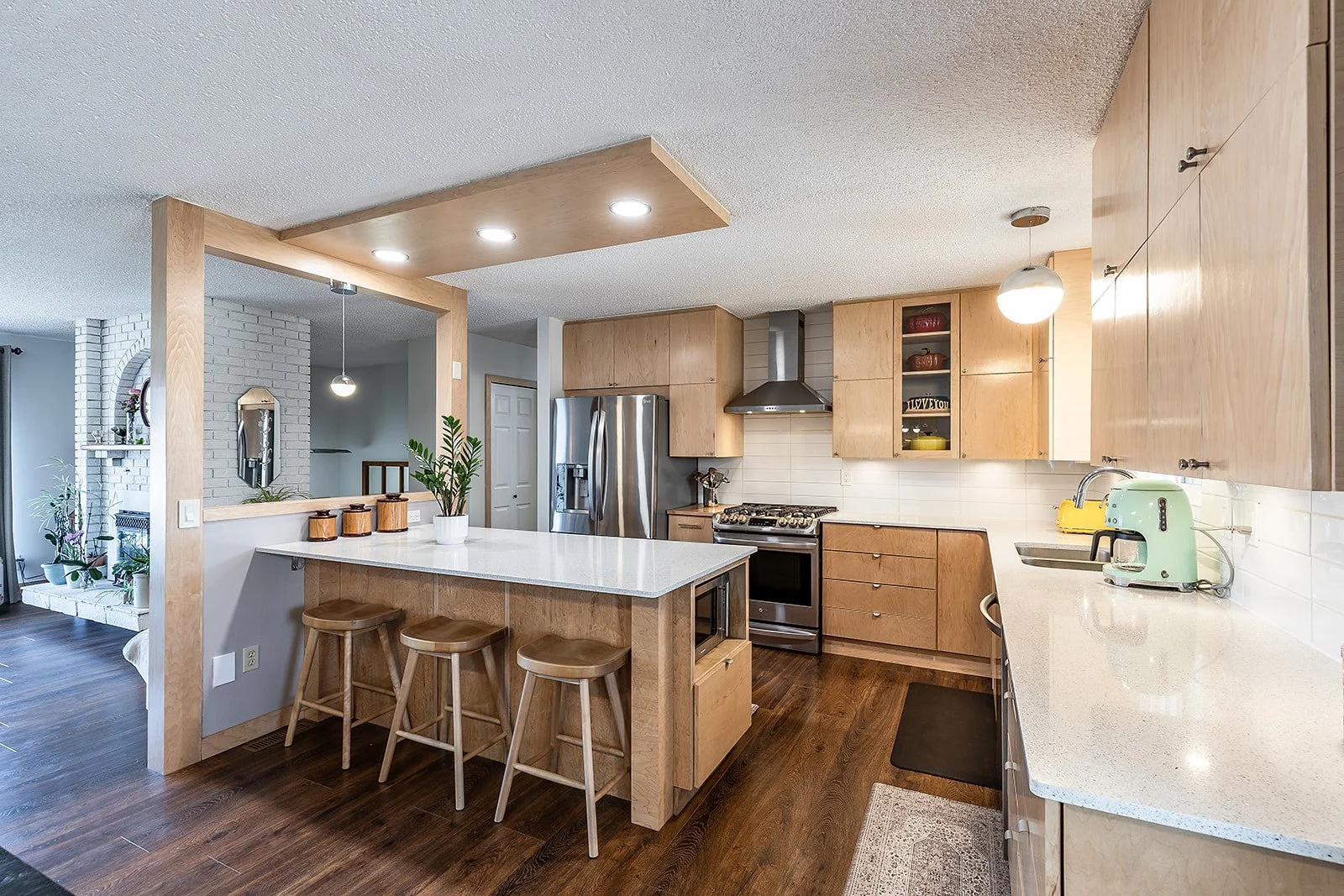 16 Rossland Ct SE-14.jpg