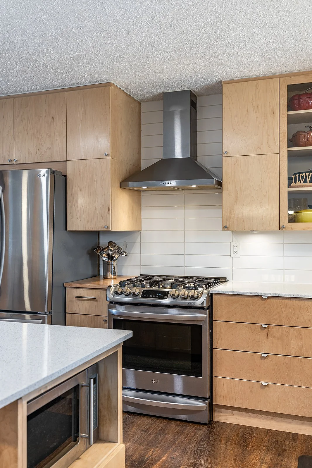 16 Rossland Ct SE-17.jpg