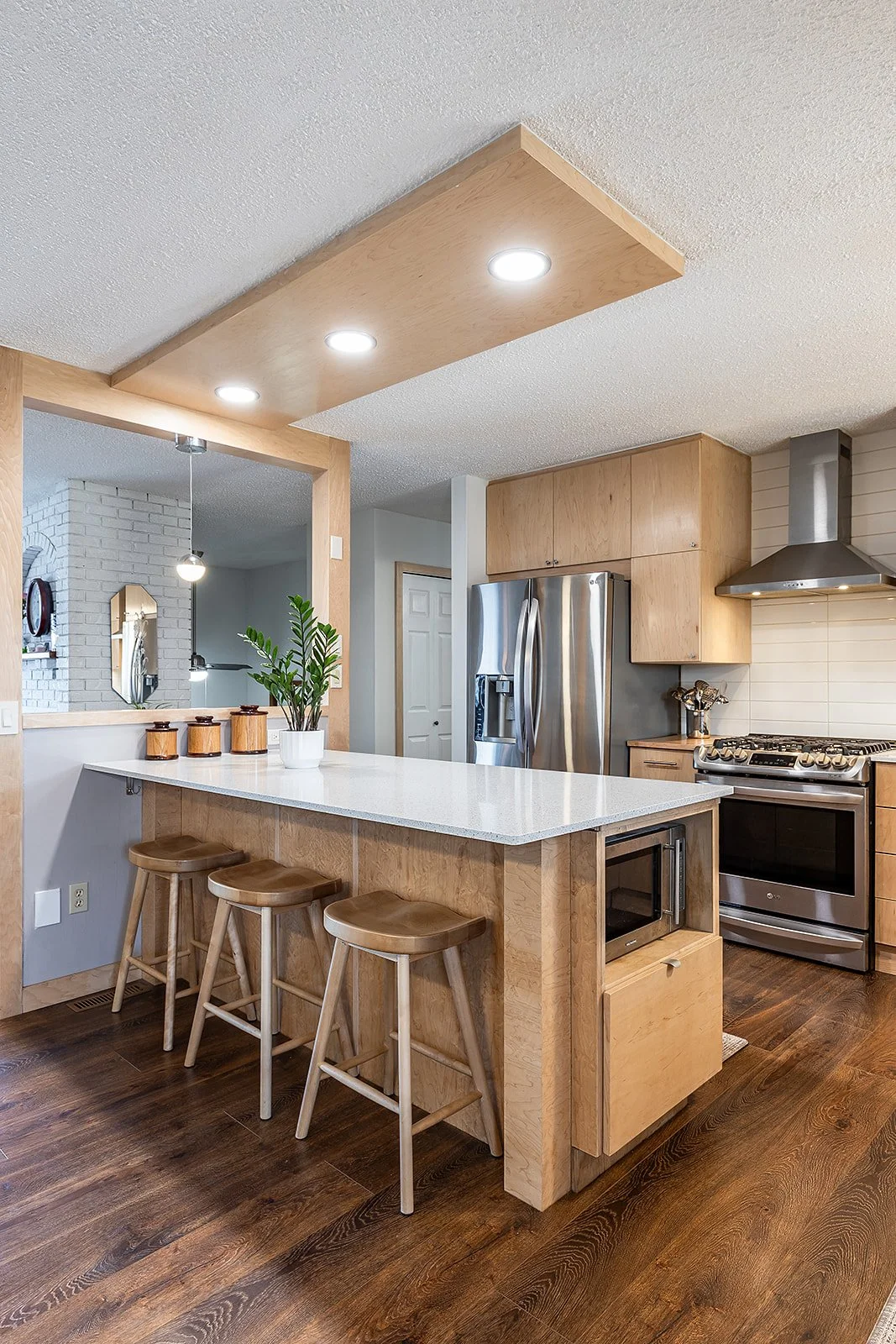 16 Rossland Ct SE-18.jpg