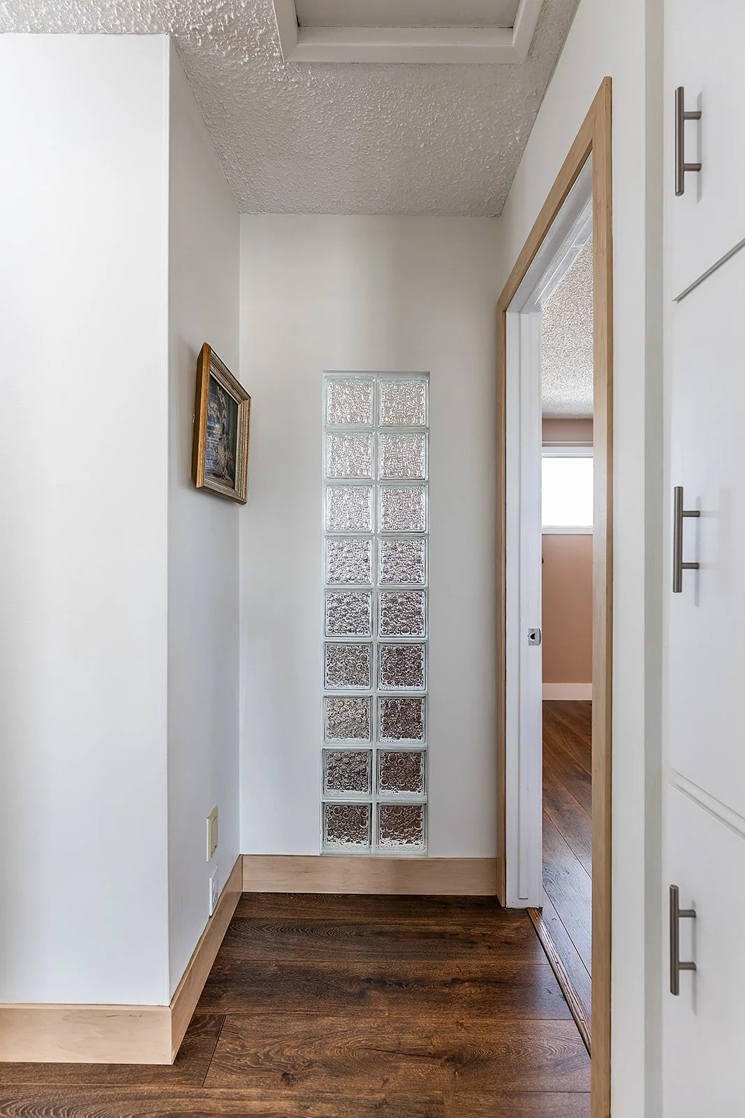 16 Rossland Ct SE-38.jpg