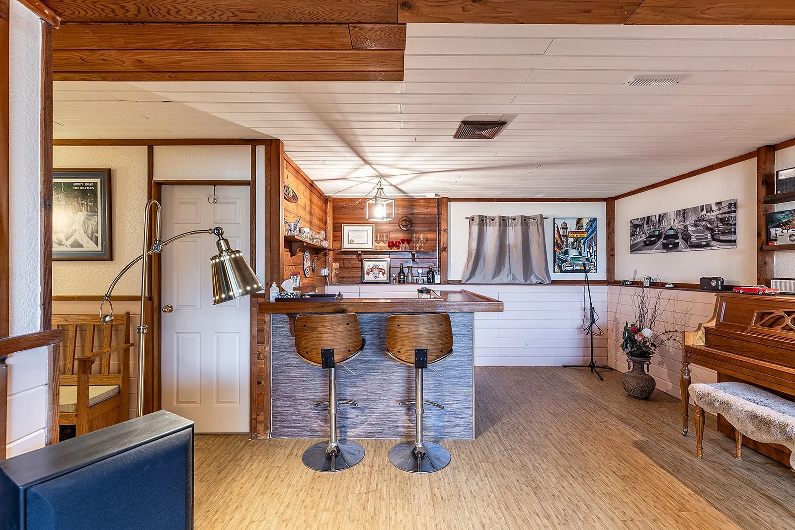 16 Rossland Ct SE-47.jpg