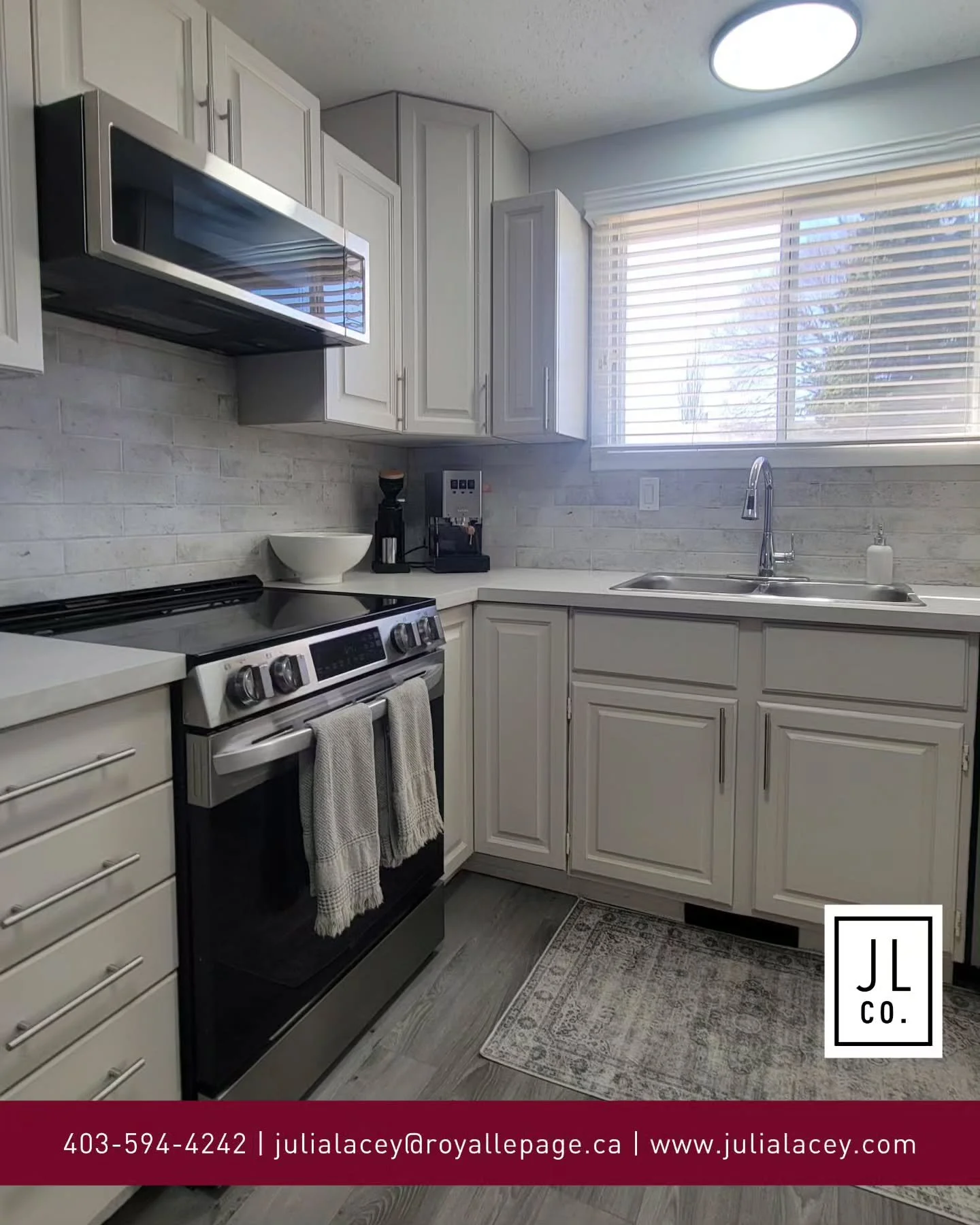 👀&nbsp;COMING SOON&nbsp;👀

5 bedroom bungalow in Southridge with lots of updates throughout ✨

Interested? Comment &ldquo;Bungalow&rdquo; 
and we&rsquo;ll send you details before it hits MLS 👇