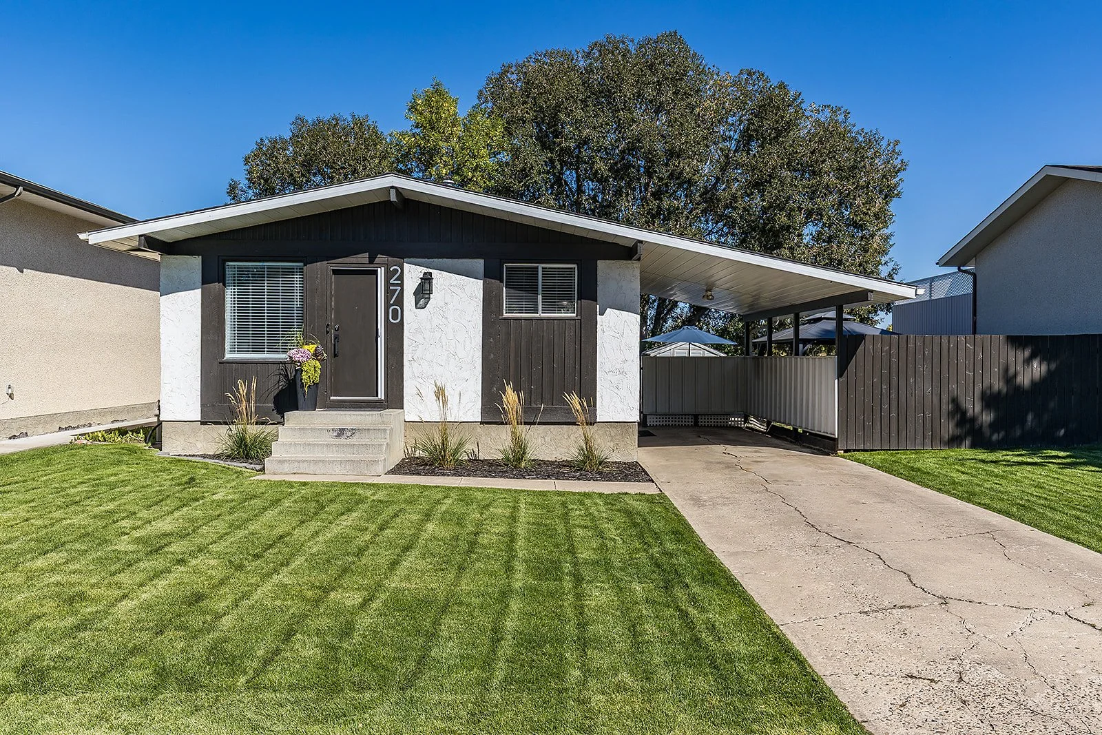 270 Shepherd Cres SE-31.jpg