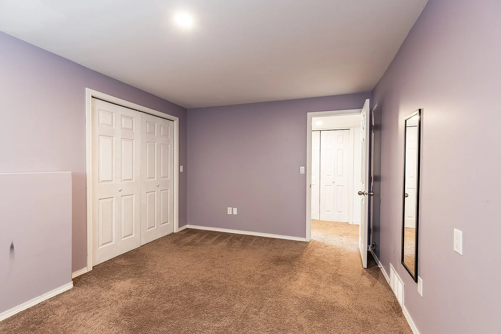 71 Sunset Cres SW-41.jpg