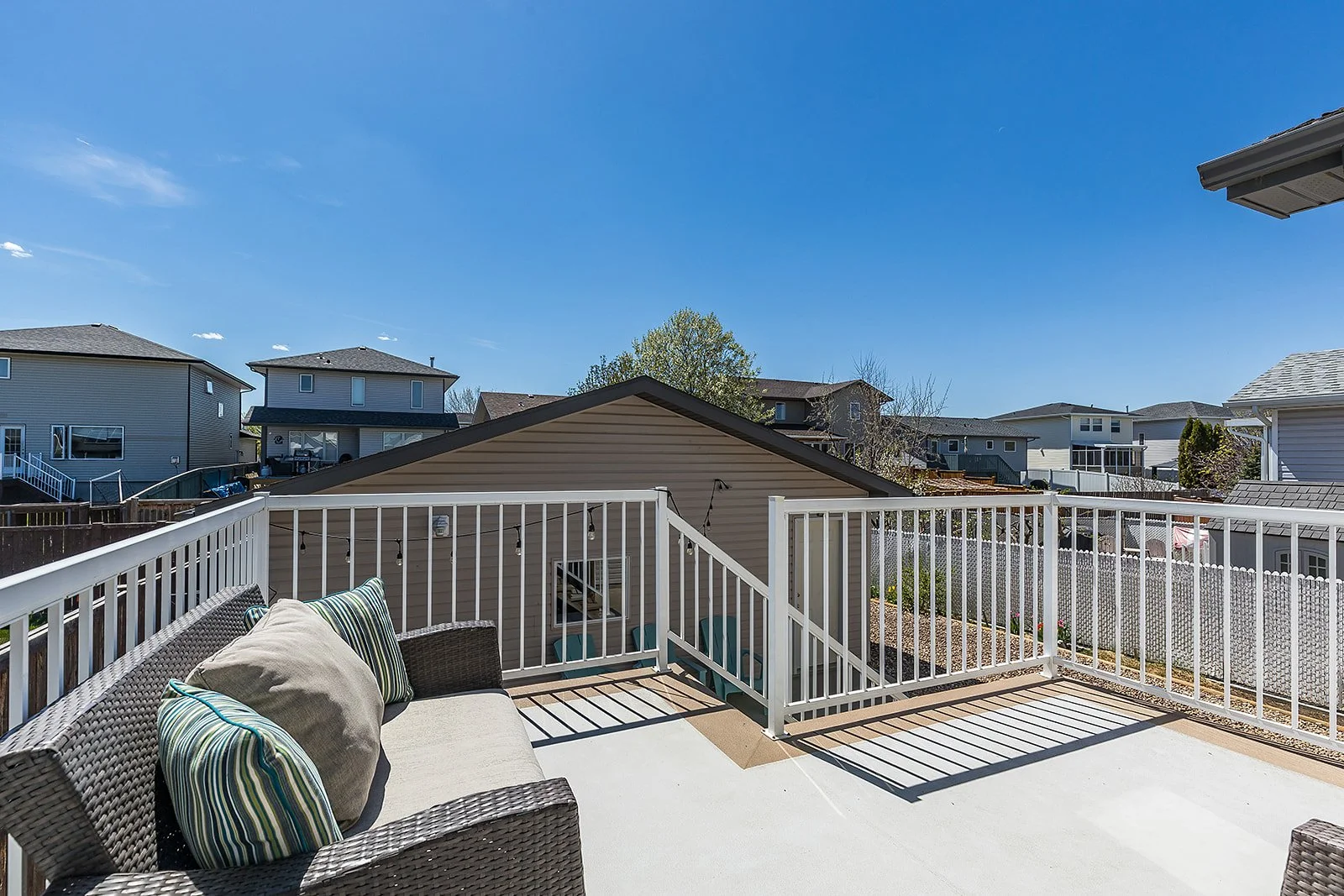 71 Sunset Cres SW-47.jpg