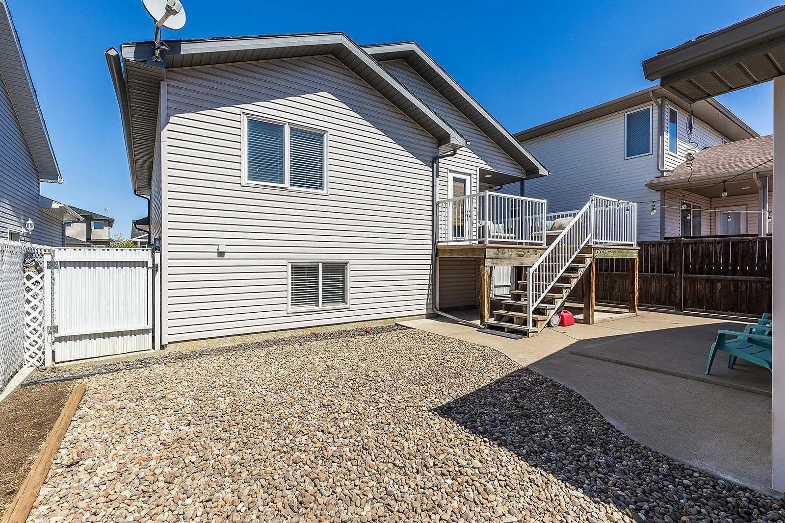 71 Sunset Cres SW-51.jpg